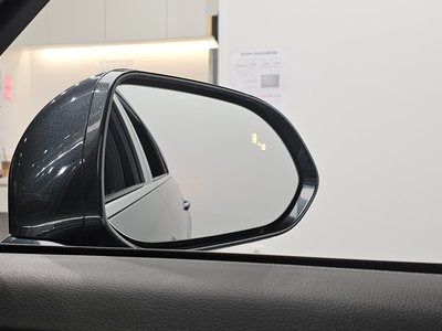 صورة مصغرة 24 لـ 2019 Genesis G90