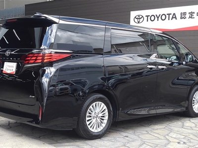 2026 Toyota ALPHARD — фото 7