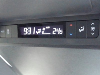 2026 Toyota ALPHARD — фото 21