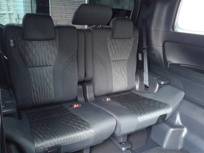 2026 Toyota ALPHARD — фото 20