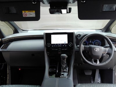 2026 Toyota ALPHARD — фото 8