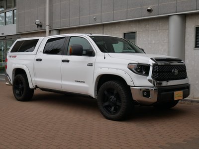 TOYOTA TUNDRA - 5