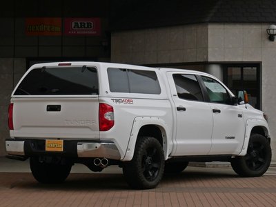 TOYOTA TUNDRA - 3