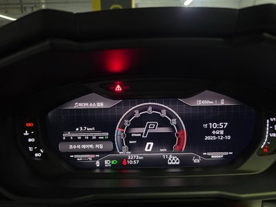 LAMBORGHINI URUS - 10