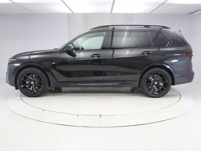 BMW X7 - 7