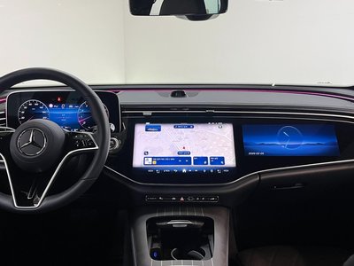 MERCEDES-BENZ E-CLASS - 4