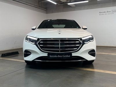 MERCEDES-BENZ E-CLASS - 2