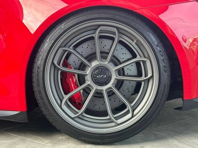 PORSCHE 911 - 8