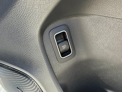 2025 Mercedes-BENZ A-CLASS thumbnail 28