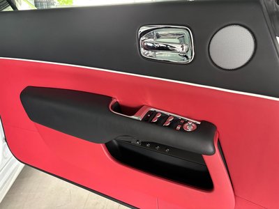 2017 ROLLS-ROYCE WRAITH — миниатюра 38