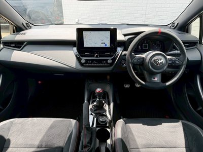 2026 Toyota GR COROLLA 照片 2