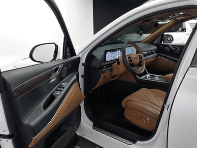 2024 Genesis GV80 photo 10