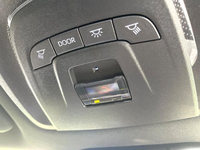 2025 Toyota CROWN CROSSOVER thumbnail 36