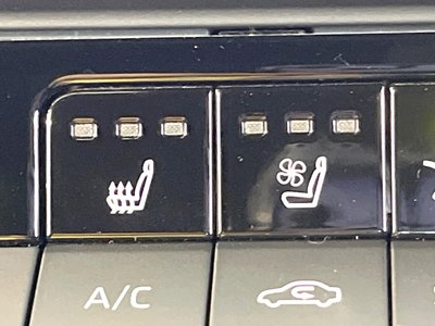 2025 Toyota CROWN CROSSOVER — фото 5