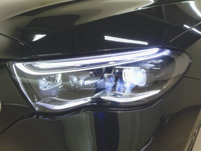 MERCEDES-BENZ E-CLASS - 3