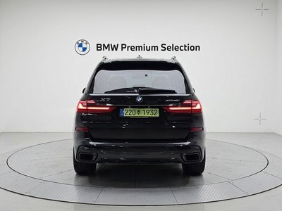 2025 BMW X7 — фото 3
