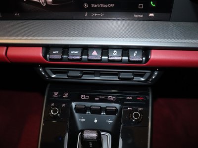 2022 Porsche 911 — миниатюра 38