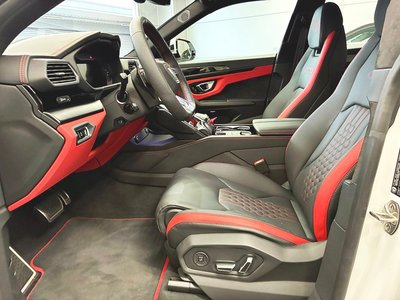 LAMBORGHINI URUS - 5