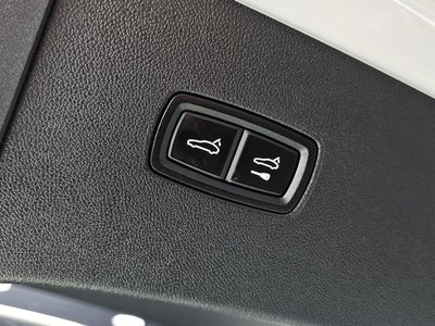 2022 Porsche CAYENNE thumbnail 13