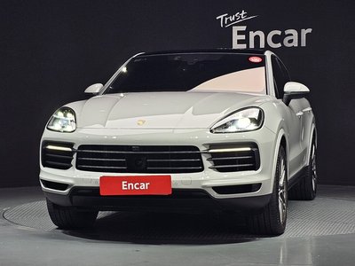 صورة 2 لـ 2022 Porsche CAYENNE