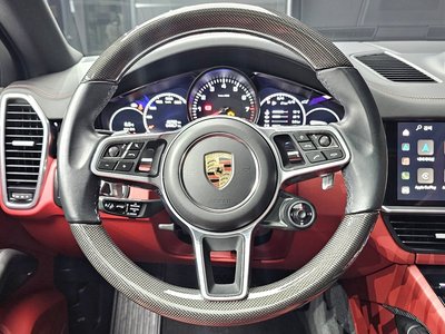 2022 Porsche CAYENNE thumbnail 11