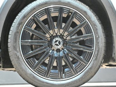 MERCEDES-BENZ GLB - 2