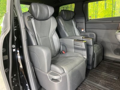 2023 Toyota ALPHARD 照片 9