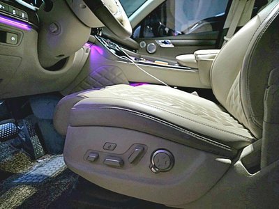 GENESIS GV80 - 8