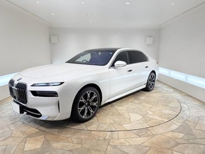 BMW 7 SERIES - 1