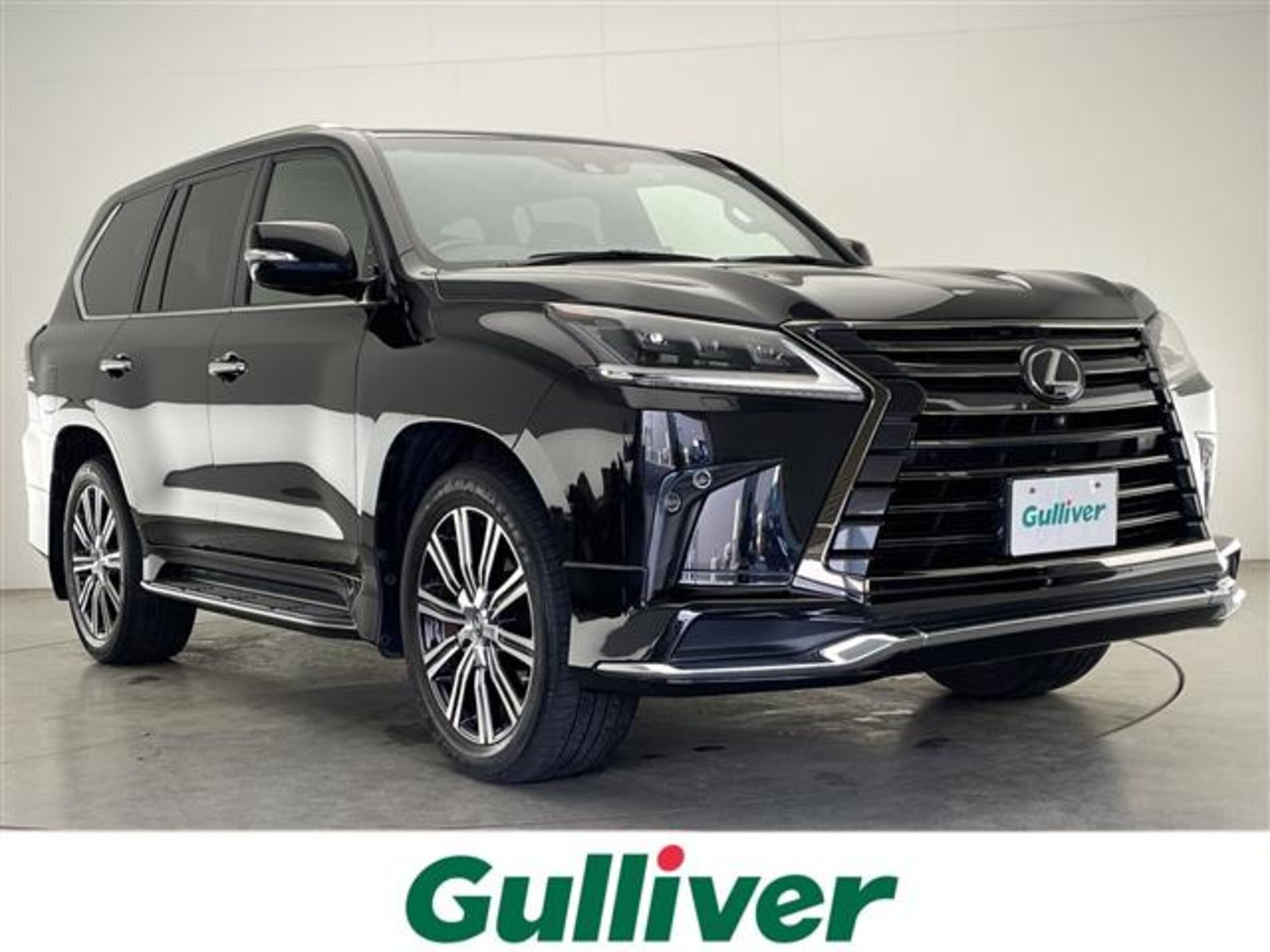 LEXUS LX - View 1