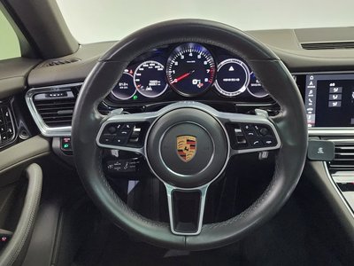 2018 Porsche PANAMERA thumbnail 20