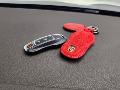 2018 Porsche PANAMERA thumbnail 22