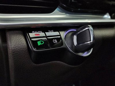 2018 Porsche PANAMERA thumbnail 28