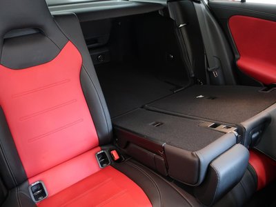 صورة مصغرة 39 لـ 2023 Mercedes-BENZ A-CLASS AMG