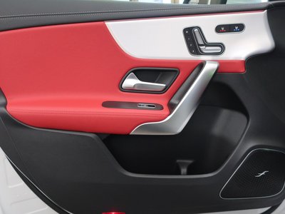 صورة مصغرة 37 لـ 2023 Mercedes-BENZ A-CLASS AMG