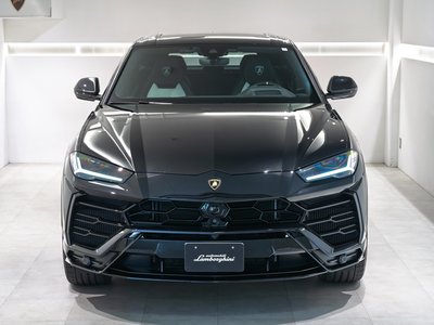 LAMBORGHINI URUS - 3