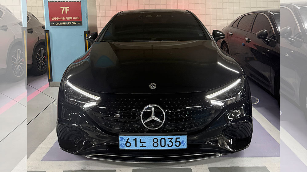 MERCEDES-BENZ EQE - View 1