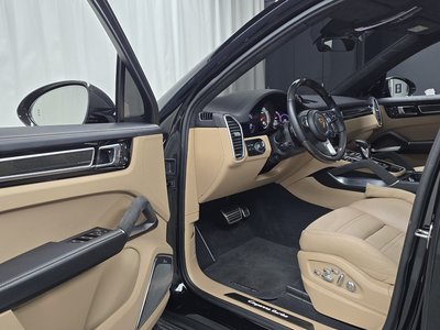 PORSCHE CAYENNE - 10