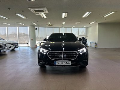 MERCEDES-BENZ E-CLASS - 5