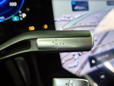 MERCEDES-BENZ EQS - 9