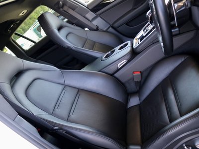 PORSCHE PANAMERA - 4