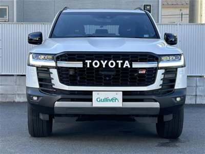 TOYOTA LAND CRUISER 300 - 3