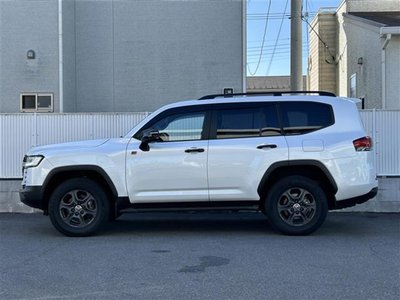 TOYOTA LAND CRUISER 300 - 5