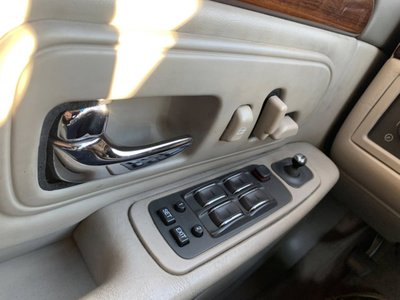 صورة مصغرة 21 لـ 1999 Cadillac CONCOURSE
