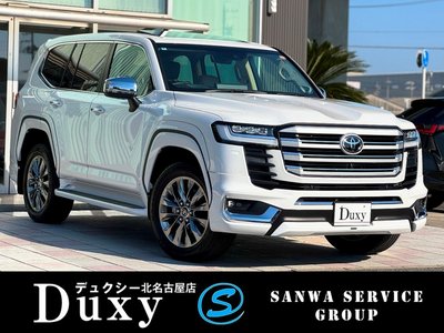 TOYOTA LAND CRUISER 300