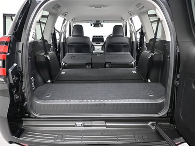 TOYOTA LAND CRUISER PRADO - 10