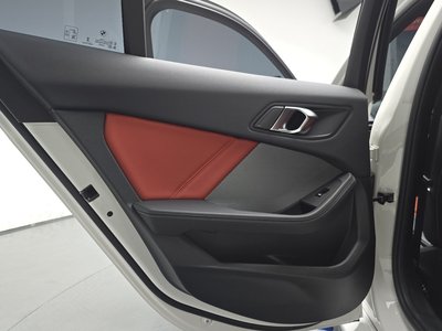2025 BMW 1 SERIES — миниатюра 15