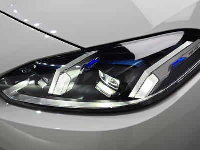 2025 BMW 1 SERIES 照片 9