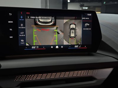 2025 BMW 1 SERIES — миниатюра 21