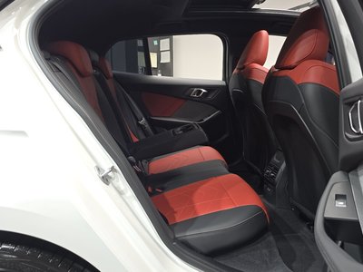 2025 BMW 1 SERIES — миниатюра 18